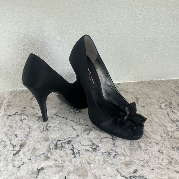 Nina Black High Heel Pumps with Decorative Toe - Picture 6 of 9